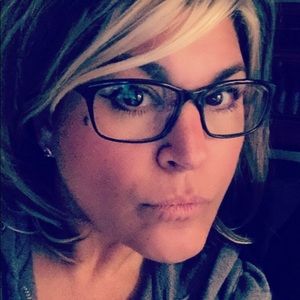 Meet your Posher, Veera